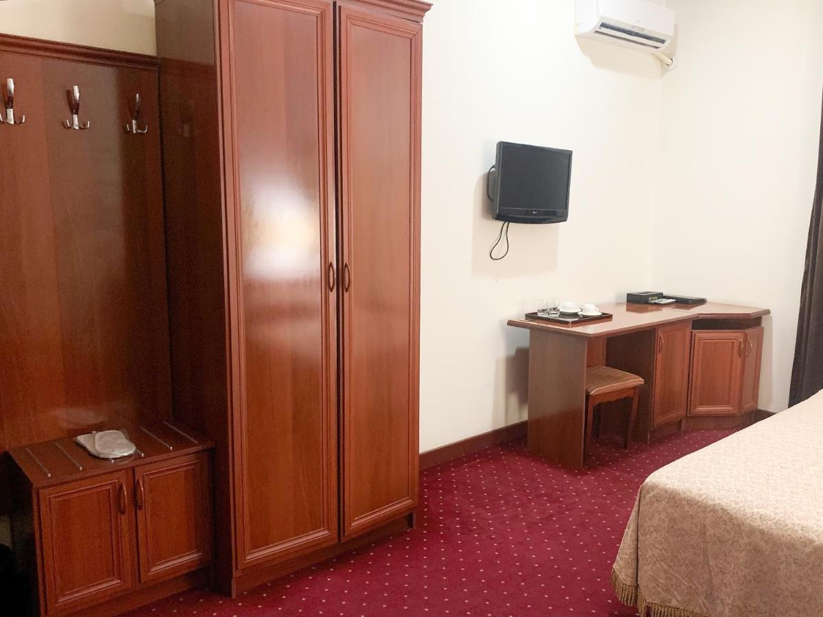 Reikartz Majestic Samarkand Hotel Exterior photo
